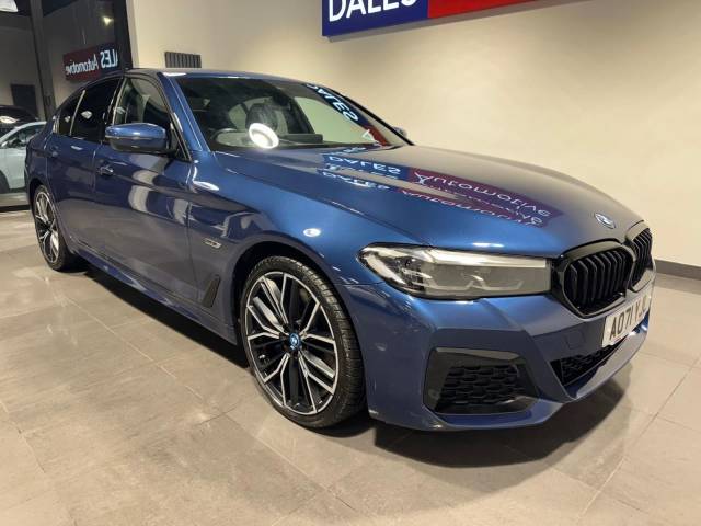 2021 BMW 5 Series 3.0 545e xDrive M Sport 4dr Auto