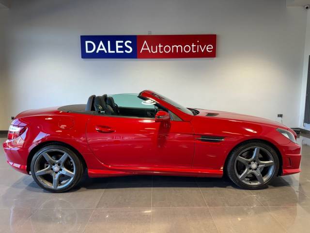 2013 Mercedes-Benz SLK 1.8 SLK 200 BlueEFFICIENCY AMG Sport 2dr Tip Auto