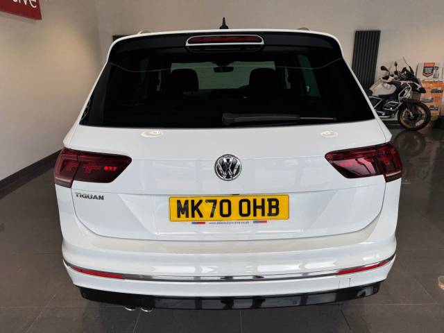2020 Volkswagen Tiguan 1.5 2.0 TSi 230 4Motion SEL 5dr DSG