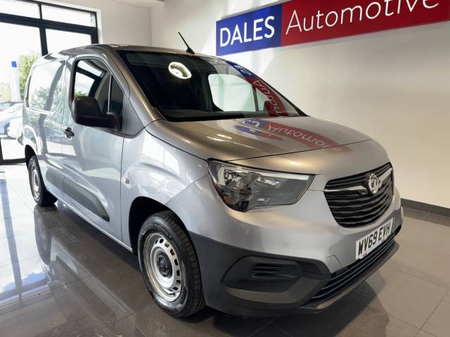 2020 Vauxhall Combo Cargo 2000 1.6 Turbo D 100ps H1 Edition Van