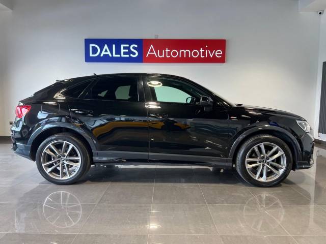 2021 Audi Q3 1.5 35 TFSI Black Edition 5dr S Tronic