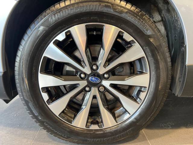 2016 Subaru Outback 2.0D SE Premium 5dr