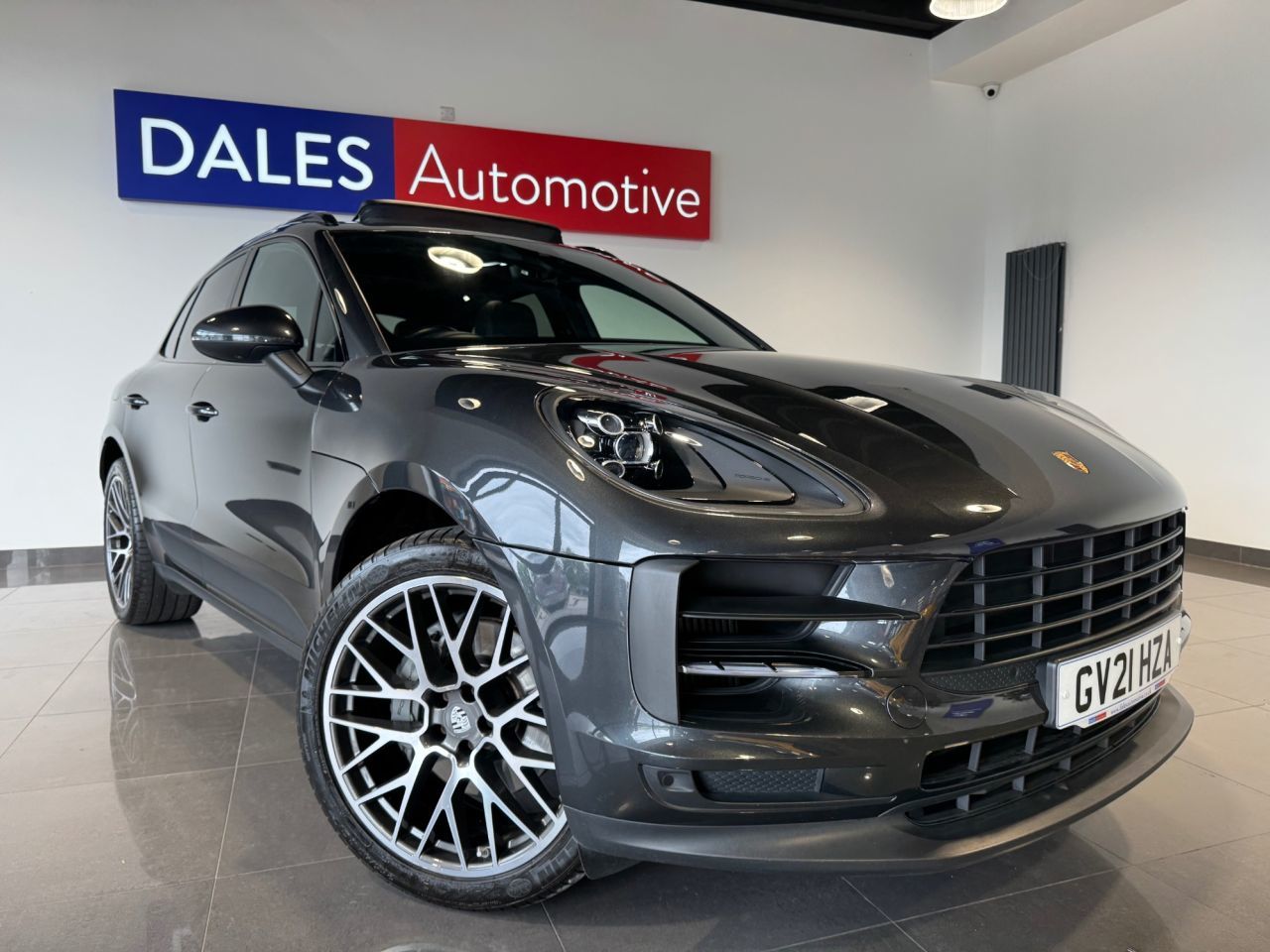 2021 Porsche Macan